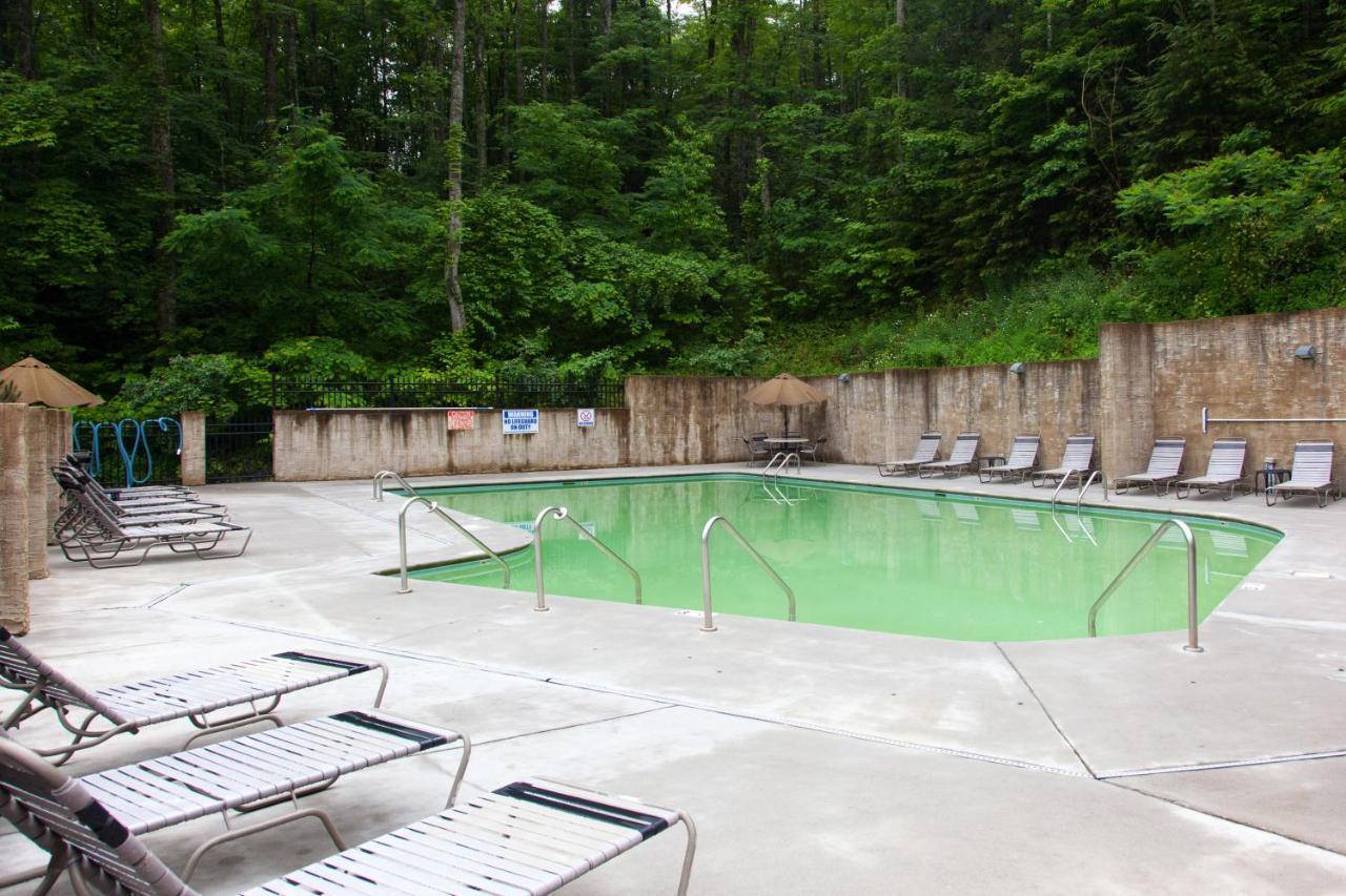 Holly Berry Villa Pigeon Forge Ngoại thất bức ảnh
