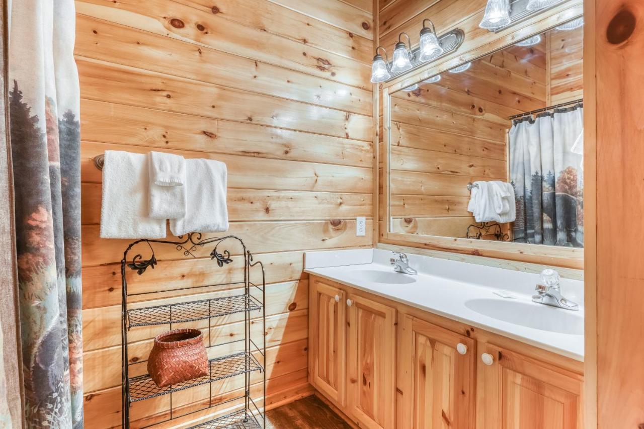 Holly Berry Villa Pigeon Forge Ngoại thất bức ảnh